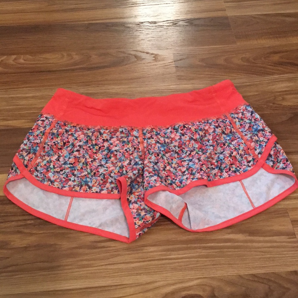 Floral Lululemon 4-way Stretch Speed Short